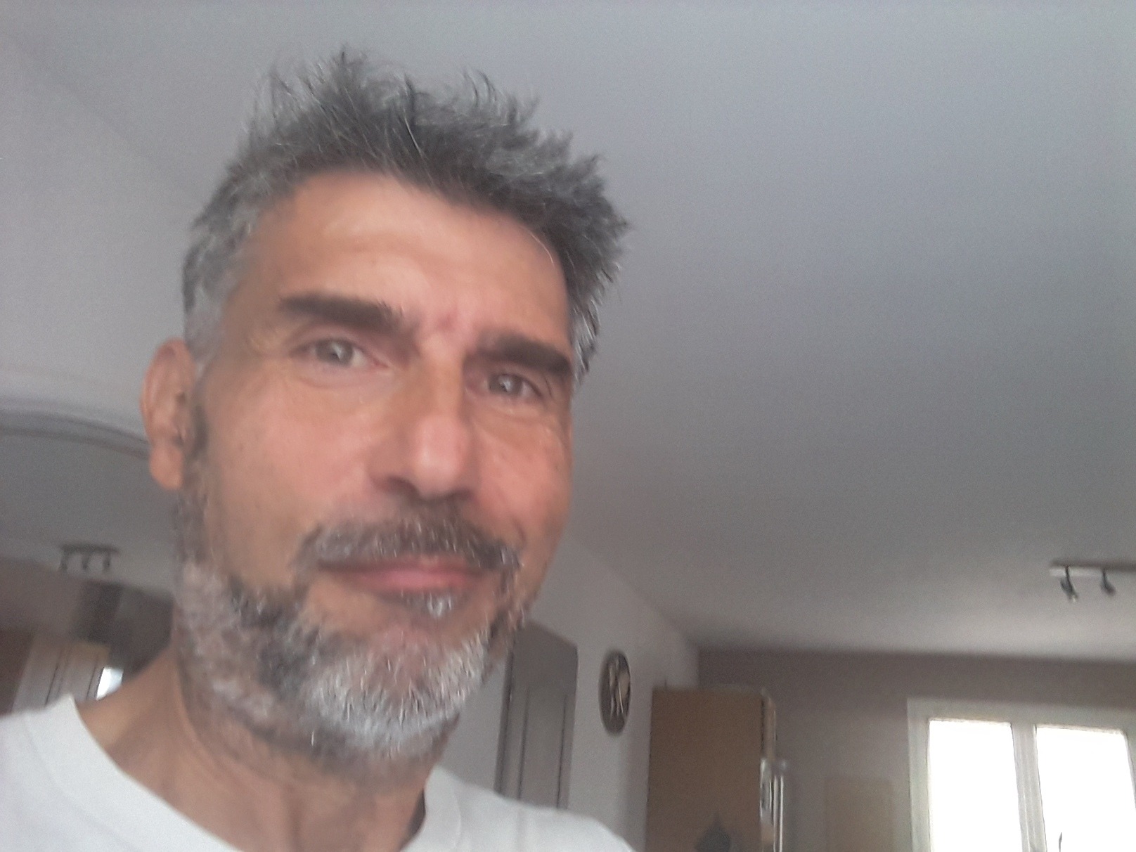 Lirone - Entrepierres - Alpes-de-Haute-Provence | Rencontre libertine