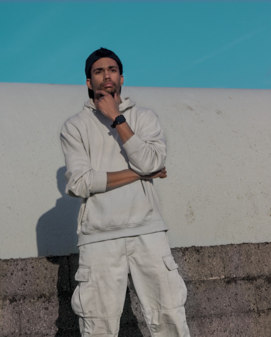 Osama - Cuges-les-Pins - Bouches-du-Rhône | Rencontre libertine