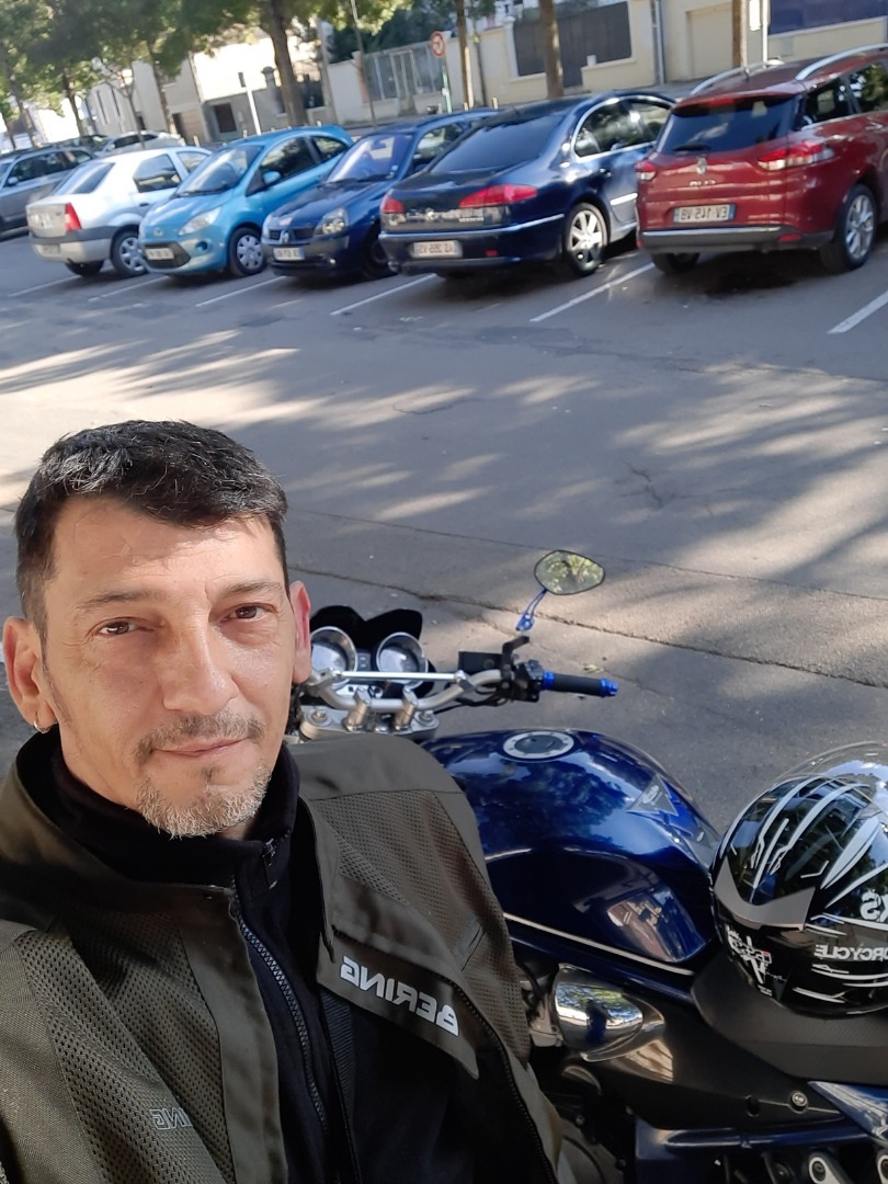 Enver - Monieux - Vaucluse | Rencontre libertine